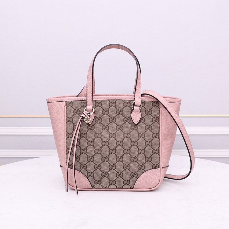 Gucci Handbags 442